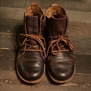 BORN Temple Brown Leather Ankle Boots